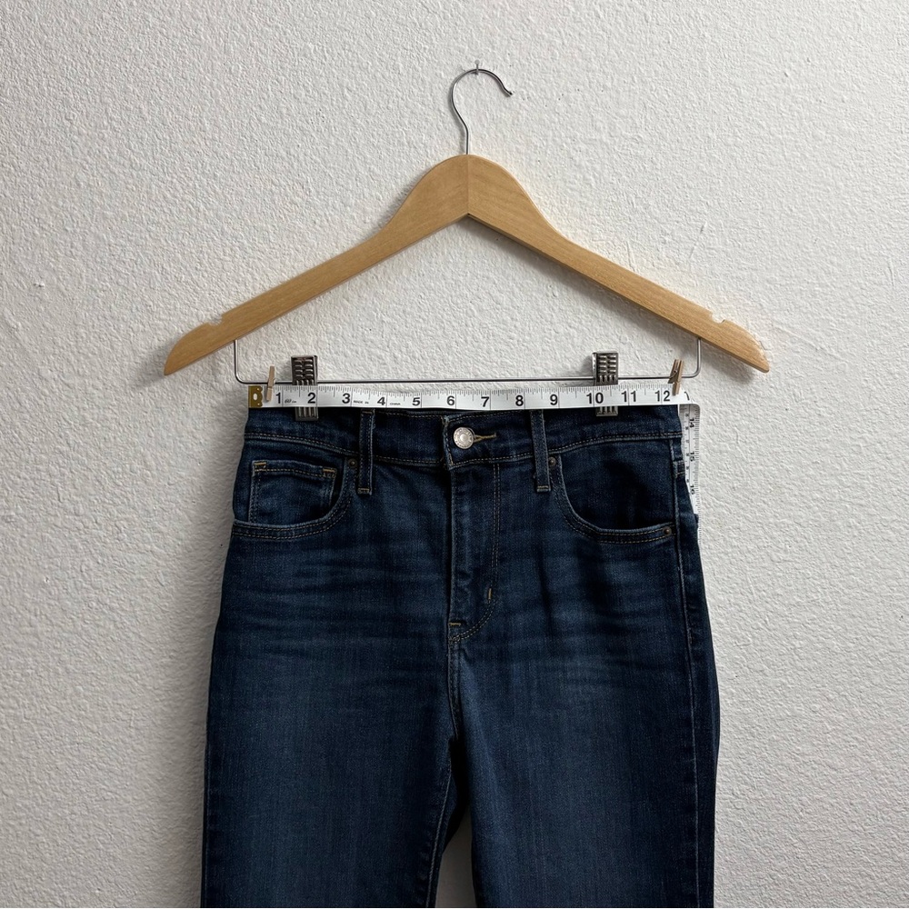Levi’s 724 Women’s High Rise Straight Crop Dark Wash Blue Jeans Denim size W26 - Picture 8 of 11